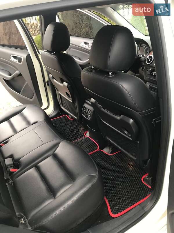 Хэтчбек Mercedes-Benz B-Class 2014 в Ахтырке
