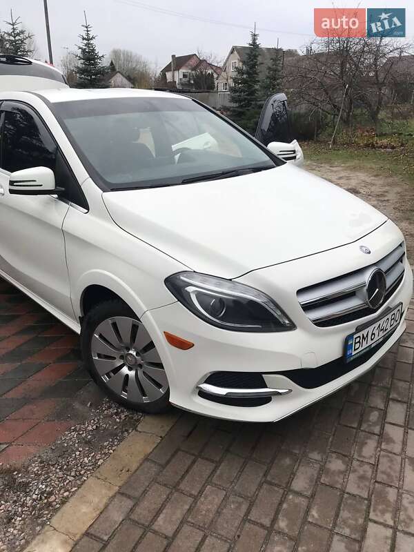 Хэтчбек Mercedes-Benz B-Class 2014 в Ахтырке