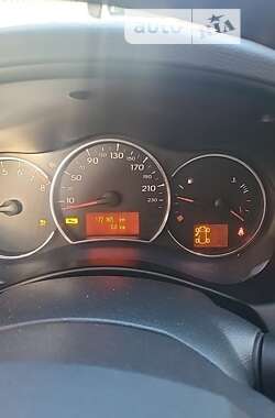 Хэтчбек Mercedes-Benz B-Class 2007 в 