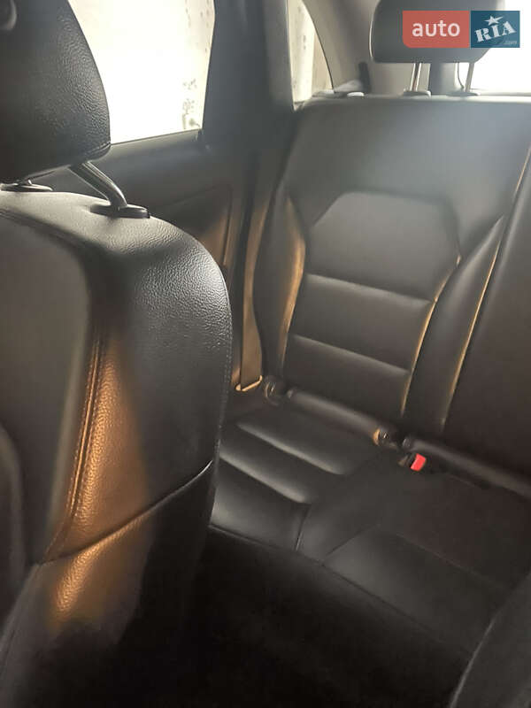 Хэтчбек Mercedes-Benz B-Class 2014 в Виннице
