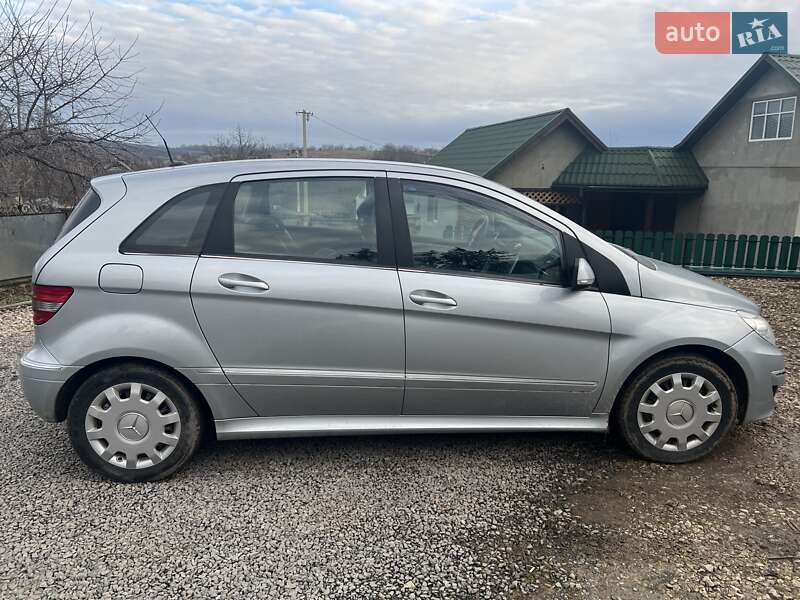 Хетчбек Mercedes-Benz B-Class 2009 в Чемерівцях