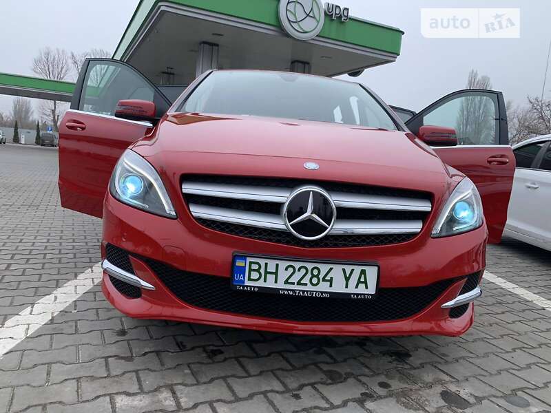 Хэтчбек Mercedes-Benz B-Class 2015 в Одессе