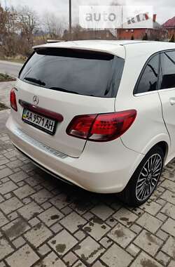 Хетчбек Mercedes-Benz B-Class 2017 в Києві