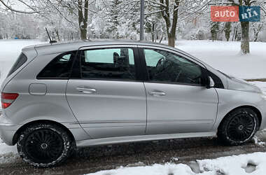 Хэтчбек Mercedes-Benz B-Class 2008 в 
