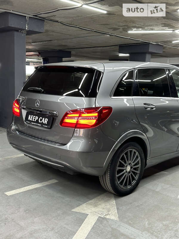 Хетчбек Mercedes-Benz B-Class 2017 в Одесі