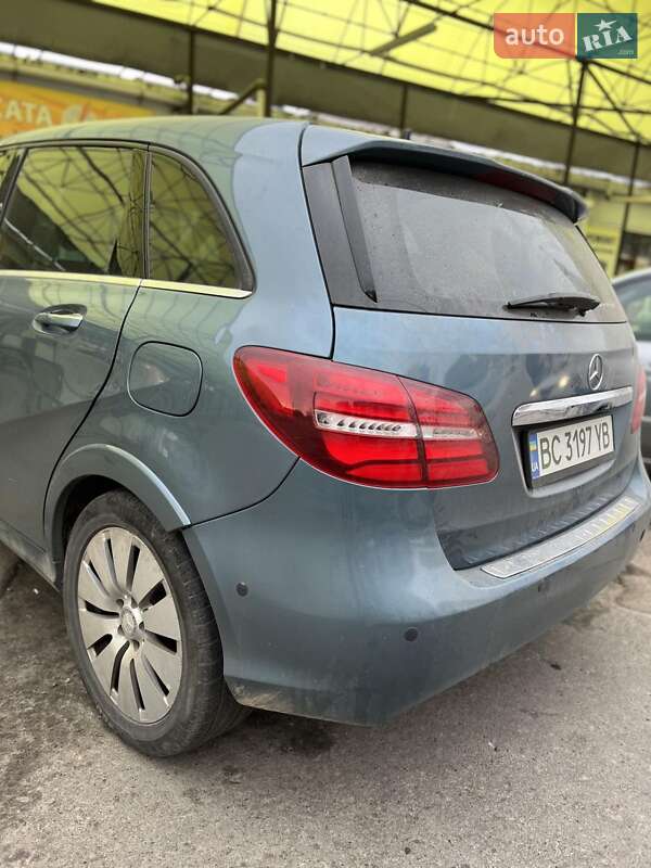 Хэтчбек Mercedes-Benz B-Class 2015 в Львове фото 8 Хэтчбек Mercedes-Benz B-Class 2015 в Львове