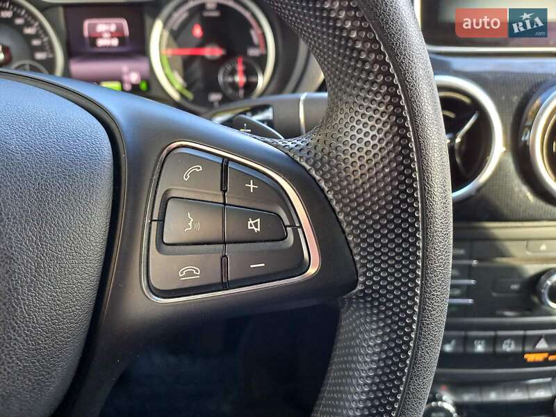 Хетчбек Mercedes-Benz B-Class 2015 в Кременчуці