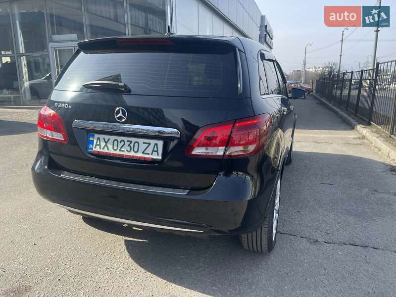 Хетчбек Mercedes-Benz B-Class 2017 в Харкові