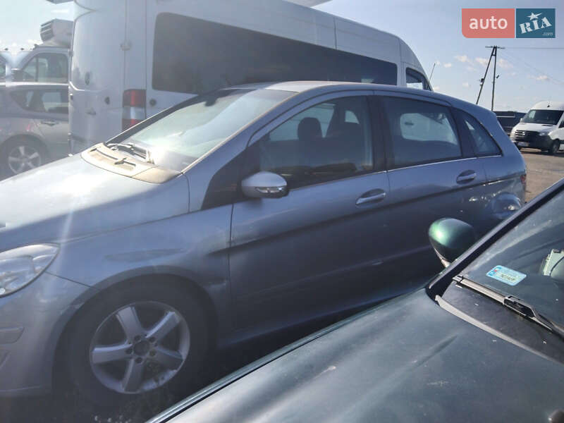 Хетчбек Mercedes-Benz B-Class 2006 в 