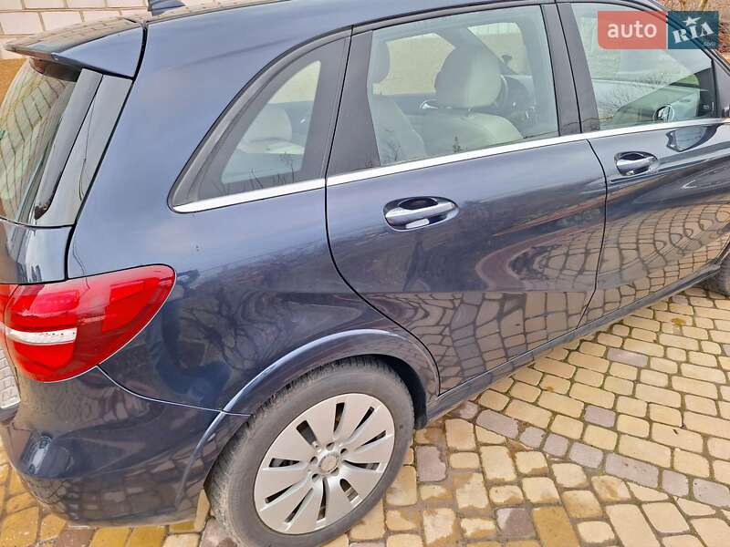 Хэтчбек Mercedes-Benz B-Class 2016 в Виннице