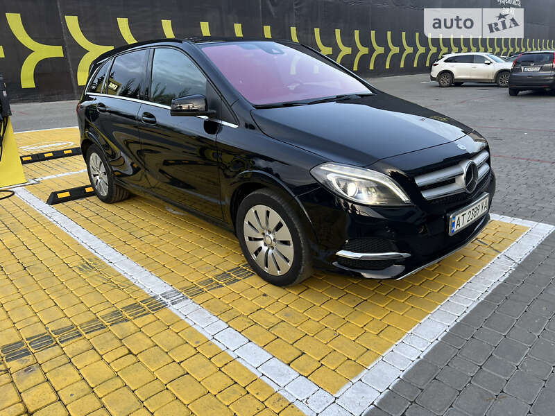Хэтчбек Mercedes-Benz B-Class 2015 в Ивано-Франковске фото 3 Хэтчбек Mercedes-Benz B-Class 2015 в Ивано-Франковске