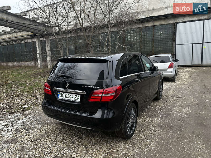Хэтчбек Mercedes-Benz B-Class 2015 в Тернополе