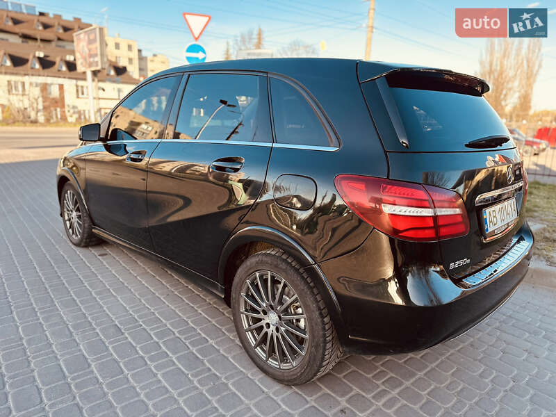 Хетчбек Mercedes-Benz B-Class 2015 в Вінниці