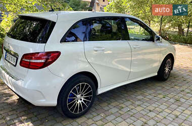 Хэтчбек Mercedes-Benz B-Class 2016 в 