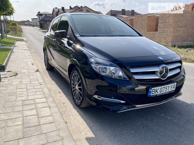 Хэтчбек Mercedes-Benz B-Class 2015 в Ровно