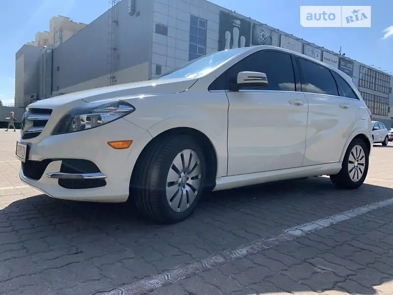 Mercedes-Benz B-Class 2015 VIN WDDVP9AB3FJ006048 фото оголошення 17 з 41