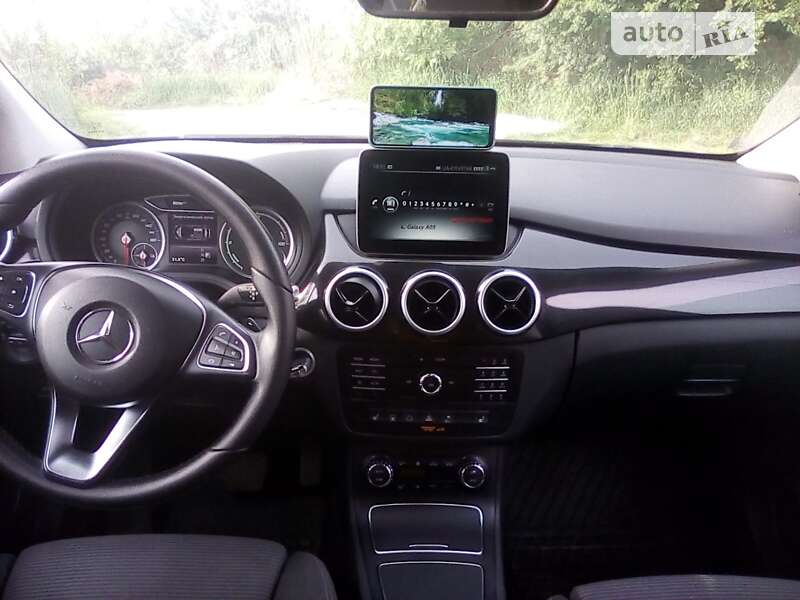 Хетчбек Mercedes-Benz B-Class 2016 в Львові фото 12 Хетчбек Mercedes-Benz B-Class 2016 в Львові