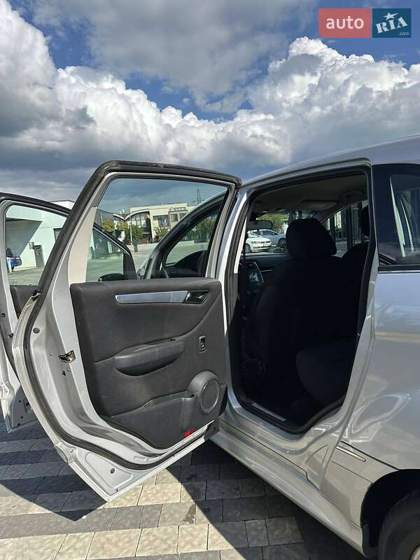 Хэтчбек Mercedes-Benz B-Class 2005 в Ужгороде