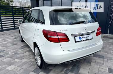 Хетчбек Mercedes-Benz B-Class 2015 в Рівному