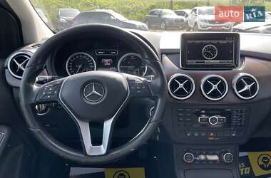 Хетчбек Mercedes-Benz B-Class 2014 в 