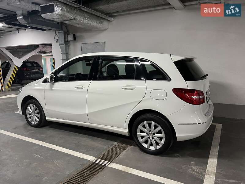 Хэтчбек Mercedes-Benz B-Class 2013 в Киеве