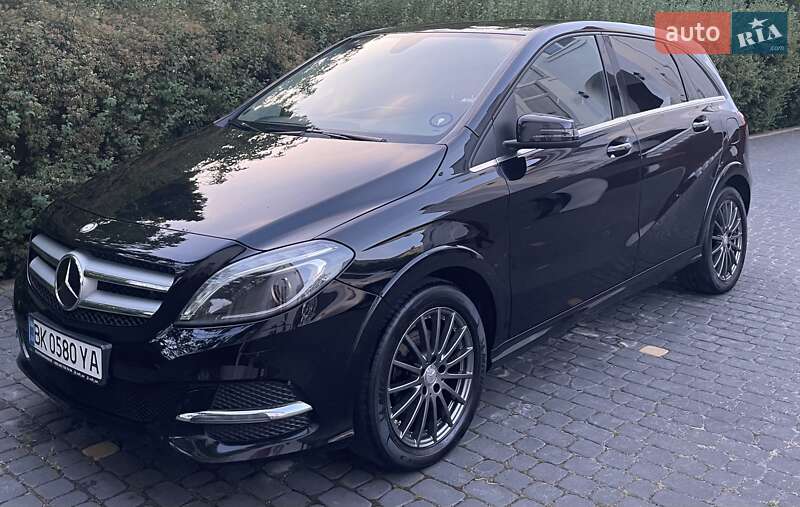 Хэтчбек Mercedes-Benz B-Class 2017 в Вараше