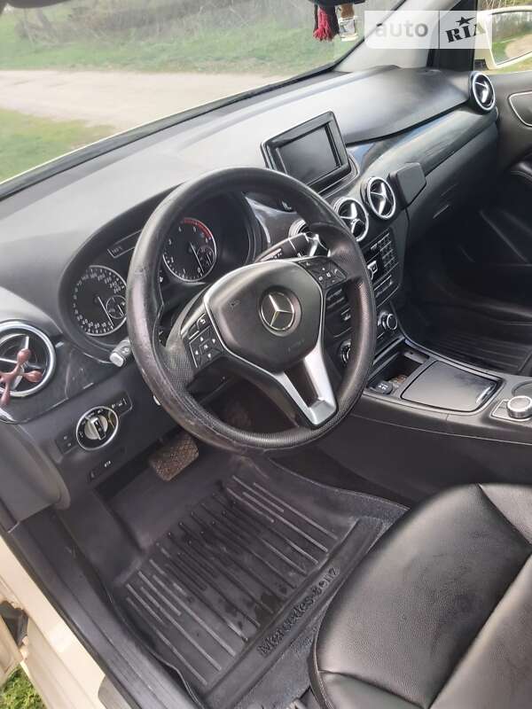 Хэтчбек Mercedes-Benz B-Class 2012 в Хмельницком