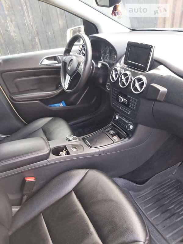 Хэтчбек Mercedes-Benz B-Class 2012 в Хмельницком