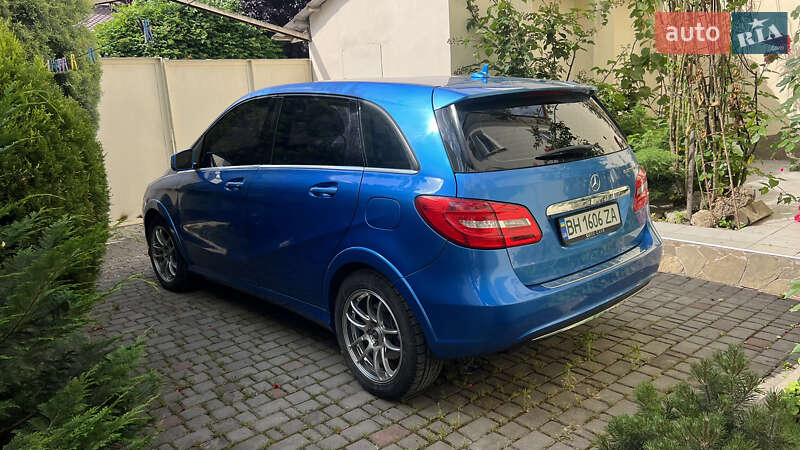 Хэтчбек Mercedes-Benz B-Class 2014 в Одессе
