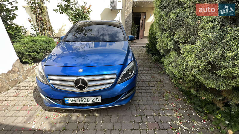 Хэтчбек Mercedes-Benz B-Class 2014 в Одессе