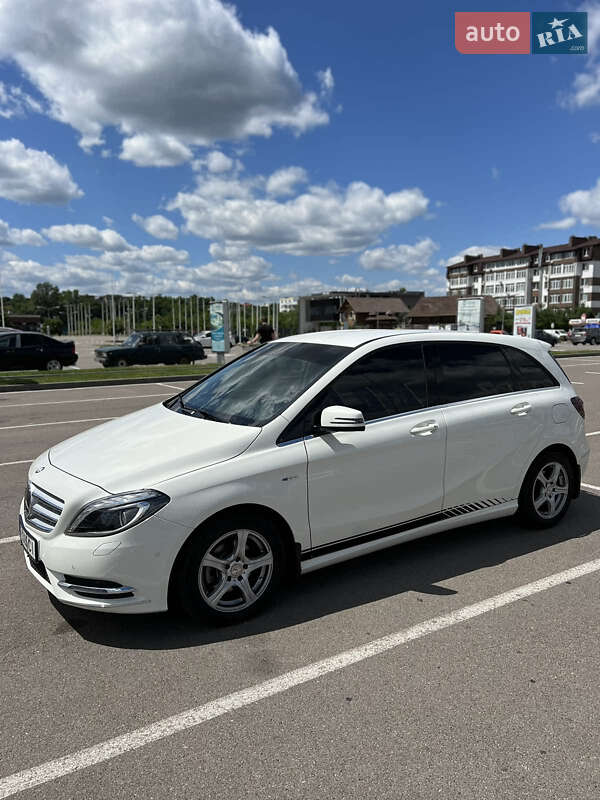 Хетчбек Mercedes-Benz B-Class 2013 в Києві