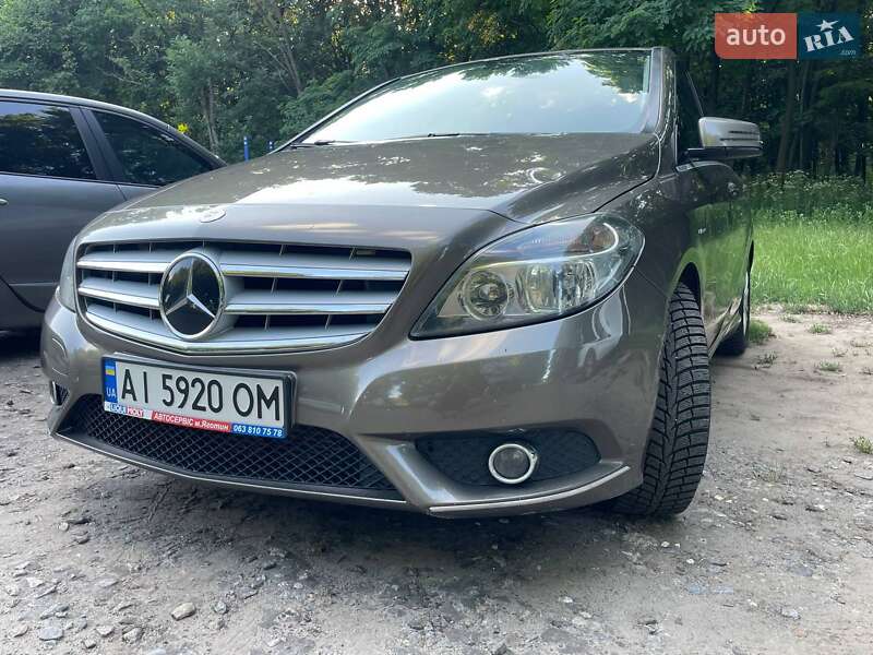Хетчбек Mercedes-Benz B-Class 2012 в Яготині