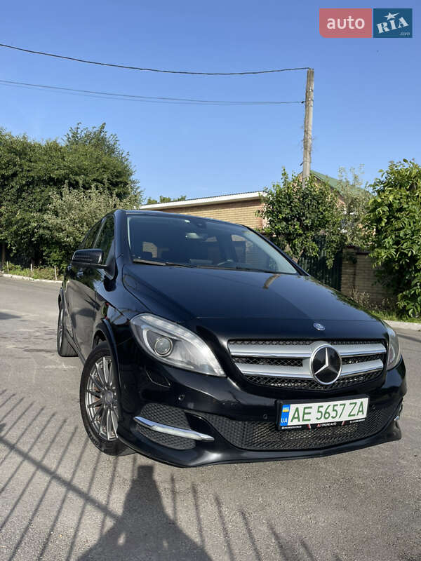 Mercedes-Benz B-Class 2016