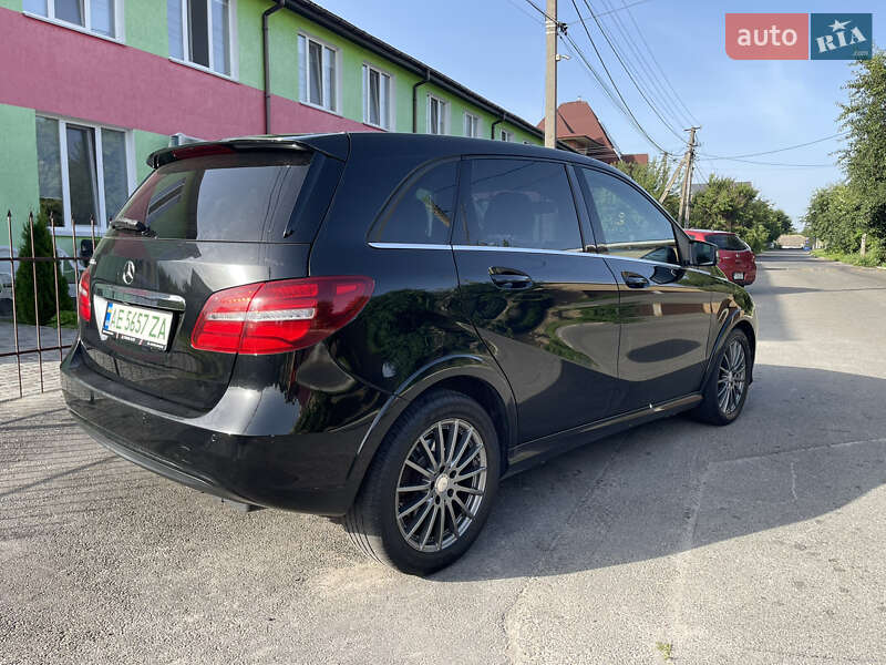 Хэтчбек Mercedes-Benz B-Class 2016 в Киеве фото 6 Хэтчбек Mercedes-Benz B-Class 2016 в Киеве