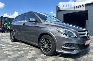 Хэтчбек Mercedes-Benz B-Class 2016 в 
