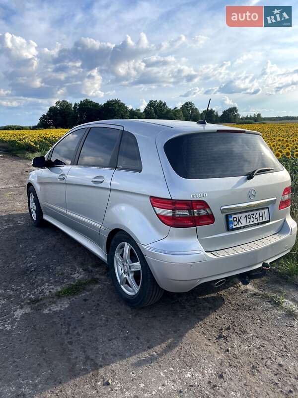 Хэтчбек Mercedes-Benz B-Class 2011 в Владимирце