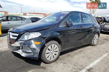 Хэтчбек Mercedes-Benz B-Class 2015 в Киеве