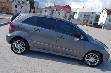 Mercedes-Benz B-Class 2009