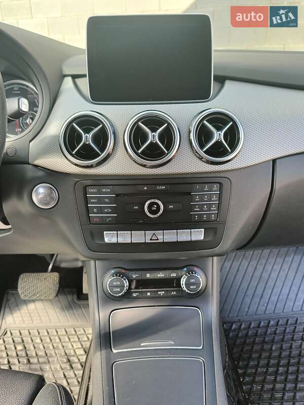 Хетчбек Mercedes-Benz B-Class 2016 в Рівному