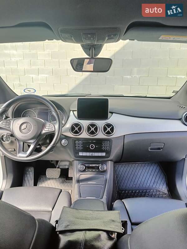 Хетчбек Mercedes-Benz B-Class 2016 в Рівному