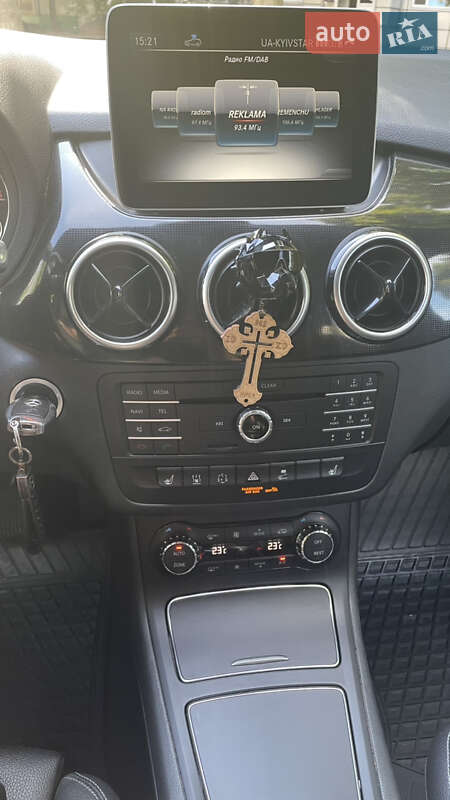 Хэтчбек Mercedes-Benz B-Class 2016 в Кременчуге