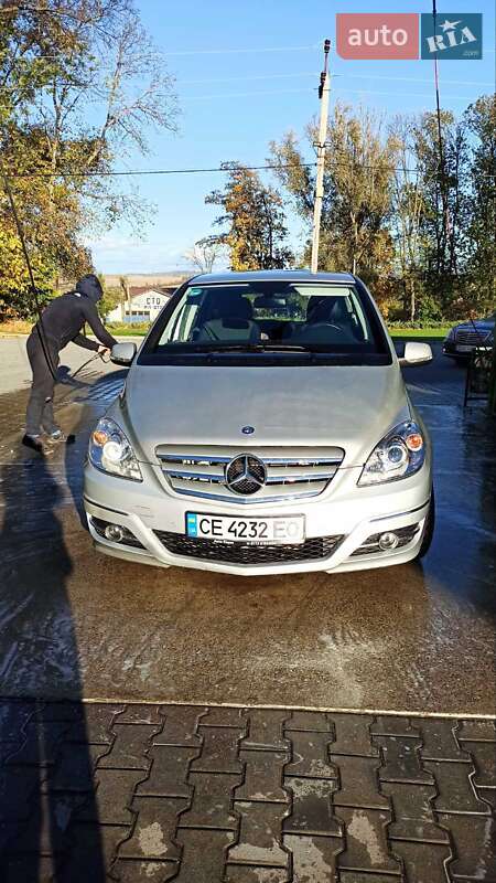 Хэтчбек Mercedes-Benz B-Class 2010 в Кицмани