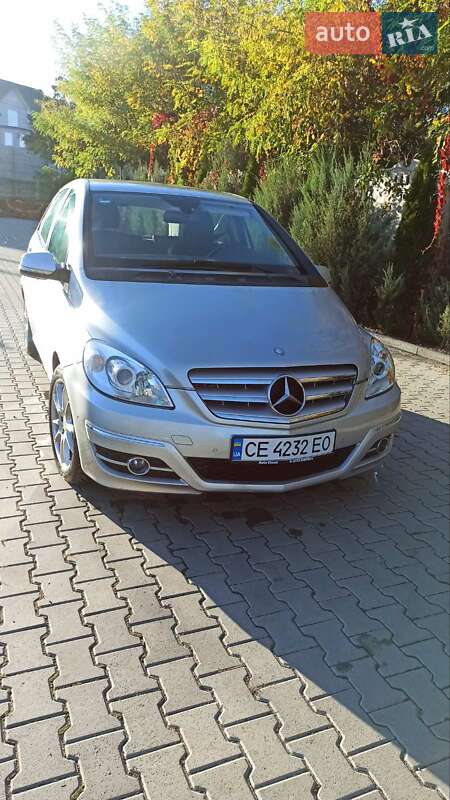 Хэтчбек Mercedes-Benz B-Class 2010 в Кицмани