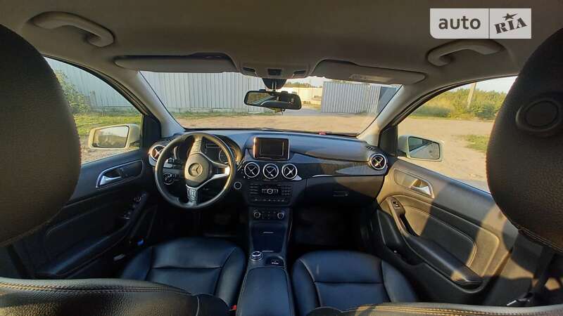 Хэтчбек Mercedes-Benz B-Class 2014 в Львове