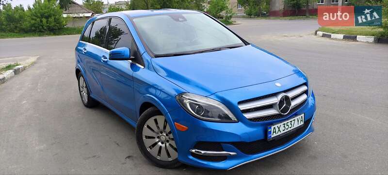 Хэтчбек Mercedes-Benz B-Class 2015 в Харькове