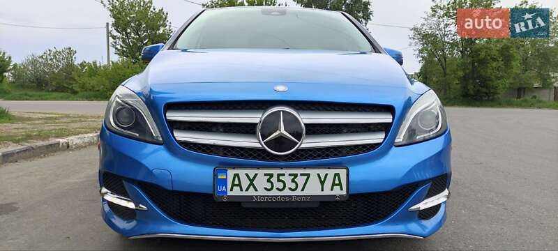 Хэтчбек Mercedes-Benz B-Class 2015 в Харькове