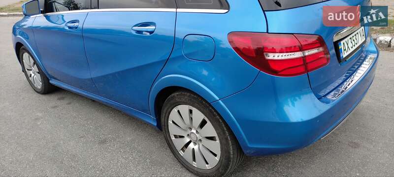 Хэтчбек Mercedes-Benz B-Class 2015 в Харькове