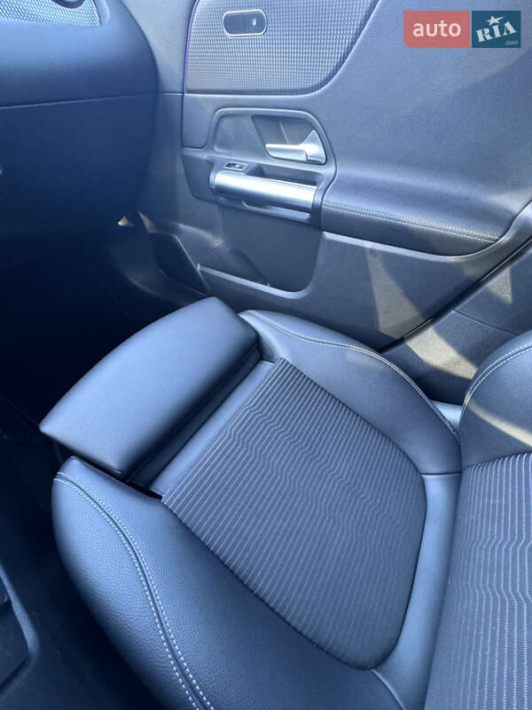 Хэтчбек Mercedes-Benz B-Class 2020 в Житомире
