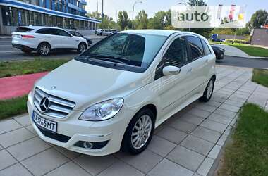 Хэтчбек Mercedes-Benz B-Class 2011 в Киеве