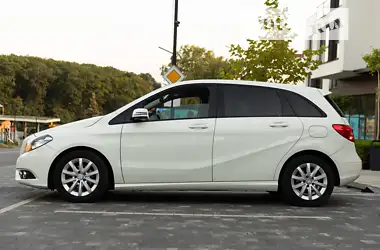 Mercedes-Benz B-Class 2013